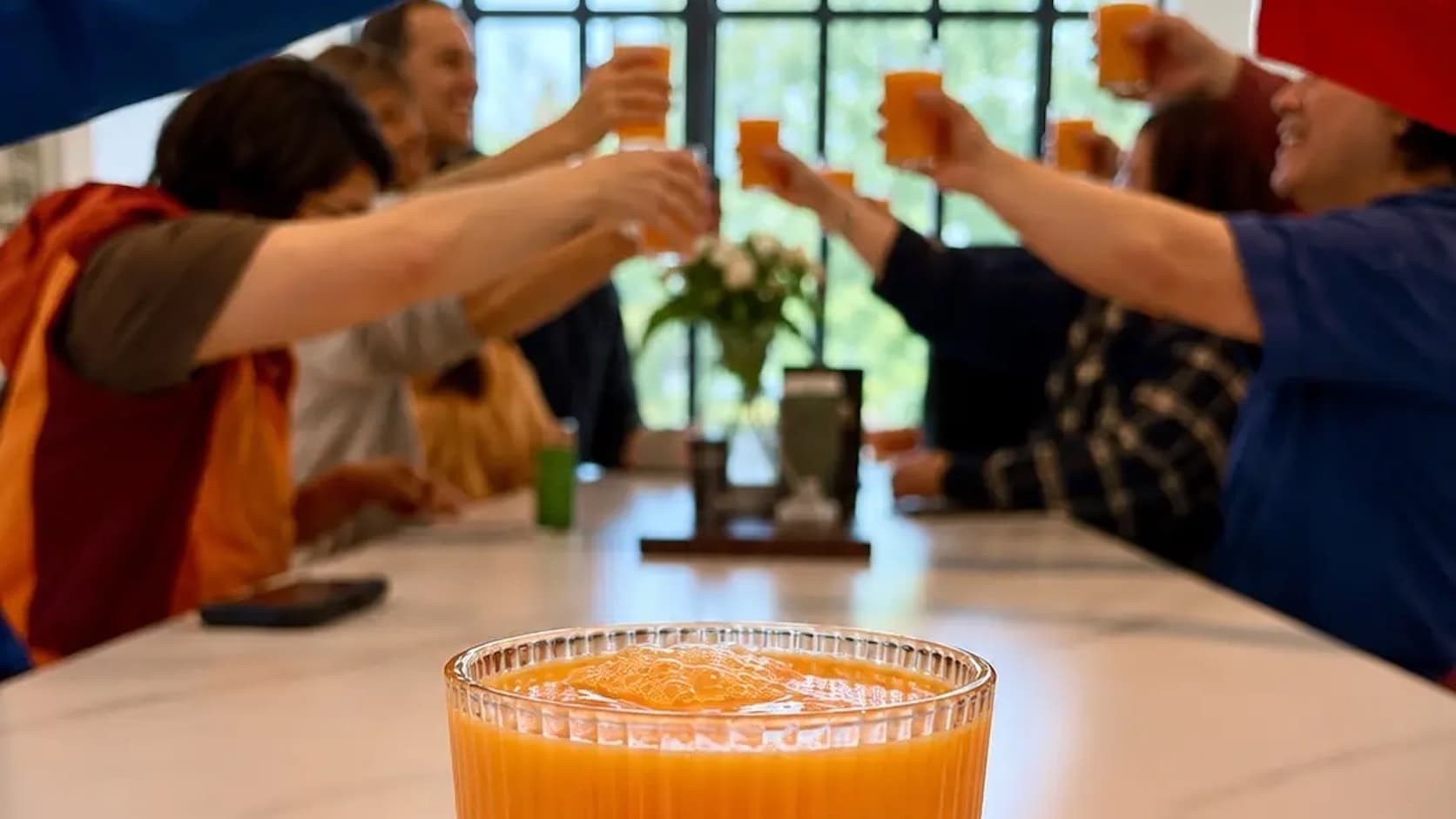yoga-detox-retreat-juice-sm